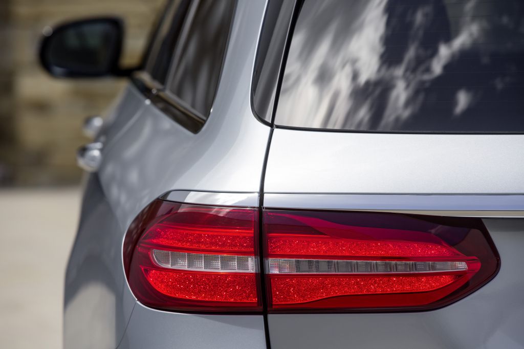 Mercedes-Benz Clasa E Estate - Imagine 8