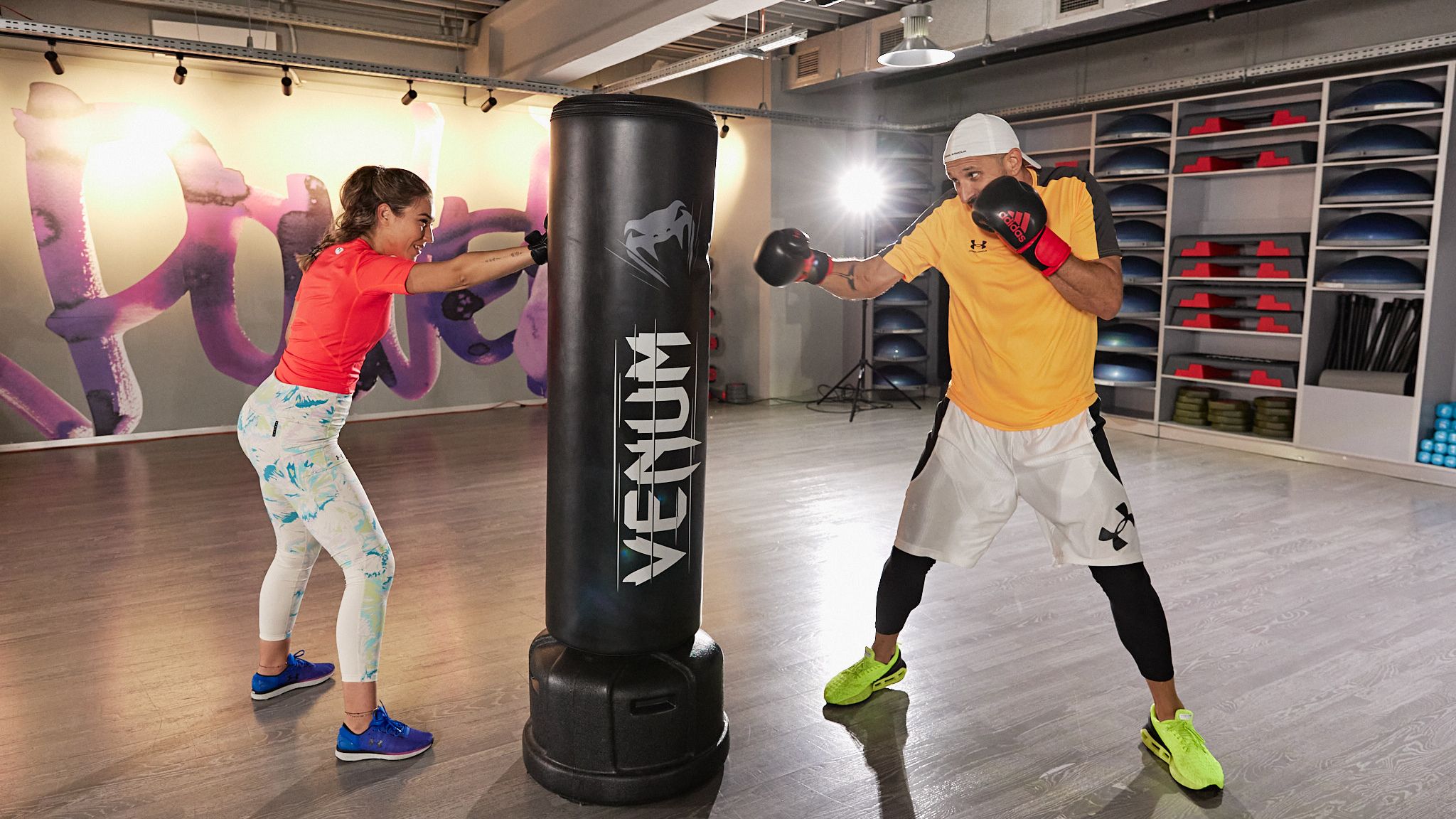 10 clase de group fitness și beneficiile lor extraordinare pentru sănătatea ta