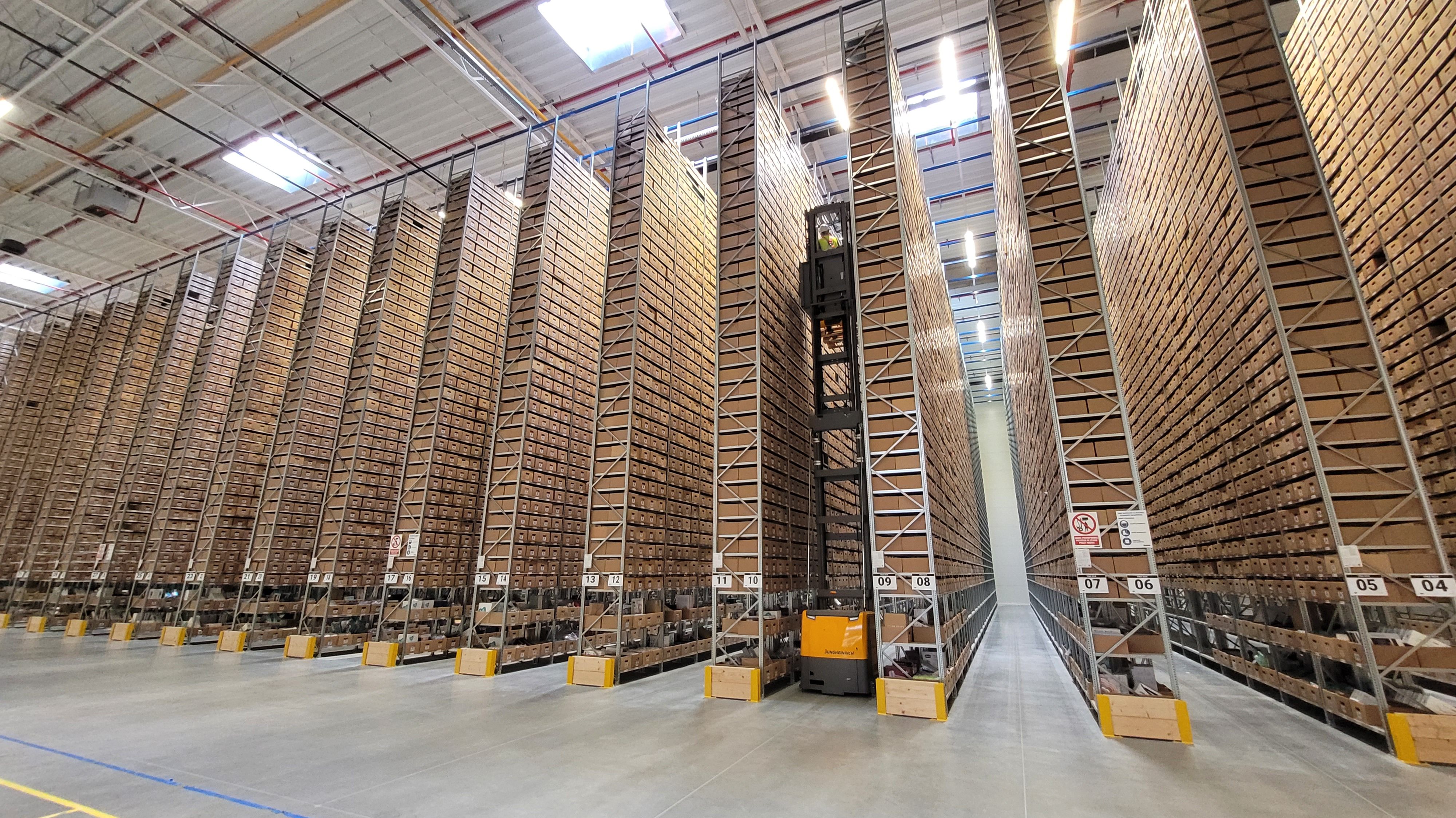 Tehnologie, automatizare și viteză: cum se schimbă infrastructura marilor retaileri online
