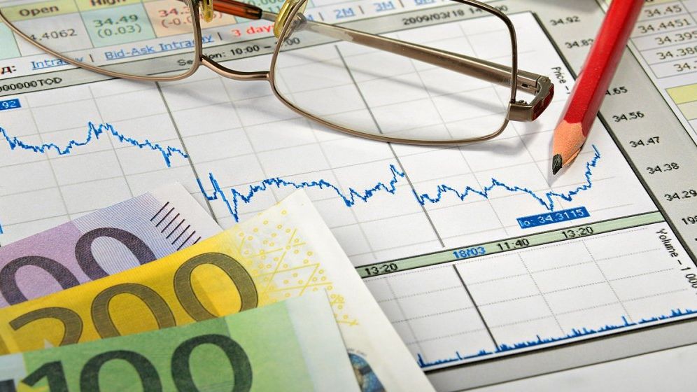 Trecerea la euro: România nu bifează niciun criteriu de aderare. Plătim asta prin dobânzile record cu care ne împrumutăm