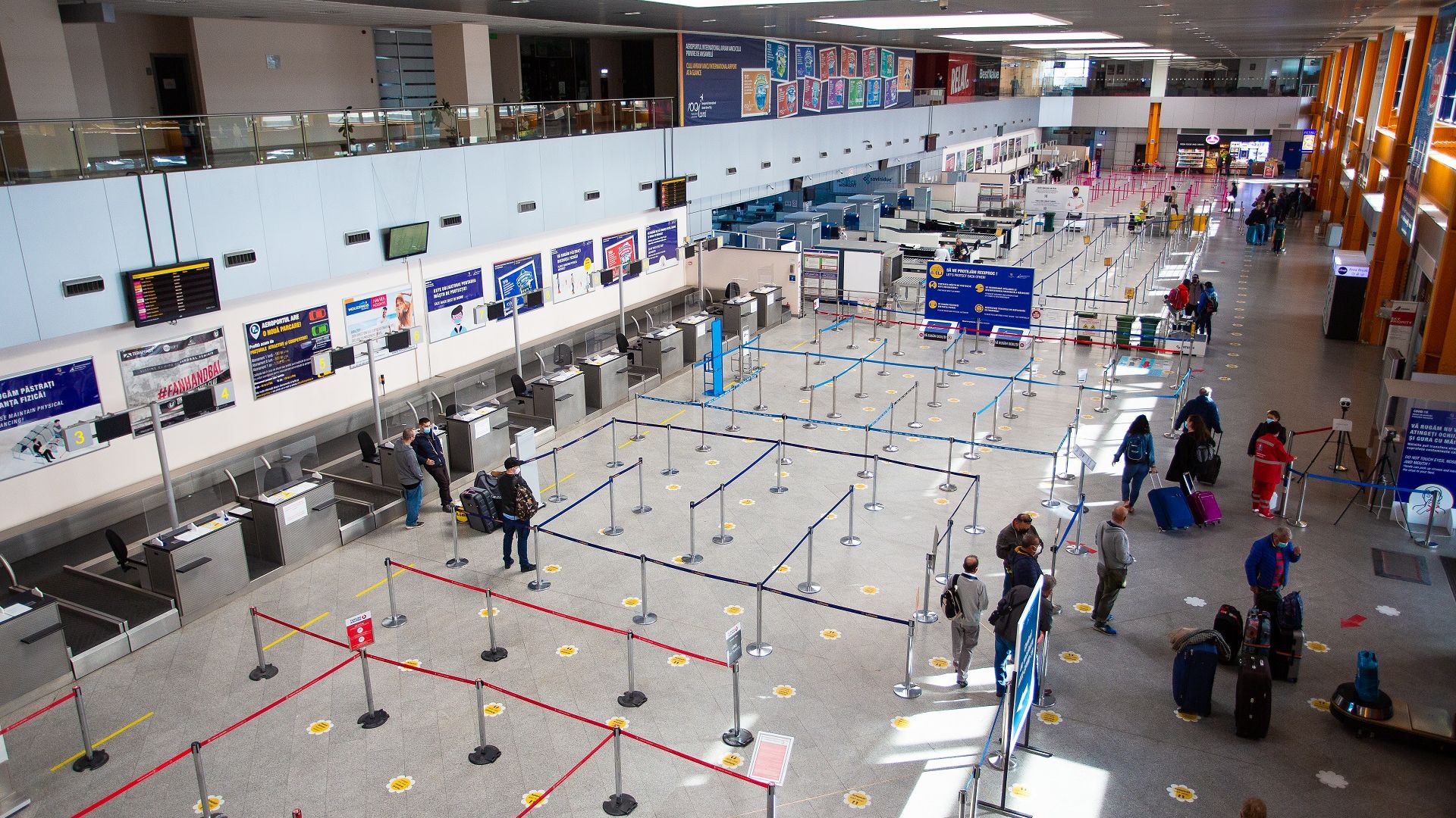 21 de milioane de pasageri pe aeroporturile din România, anul trecut. 2023 ar putea fi un an record