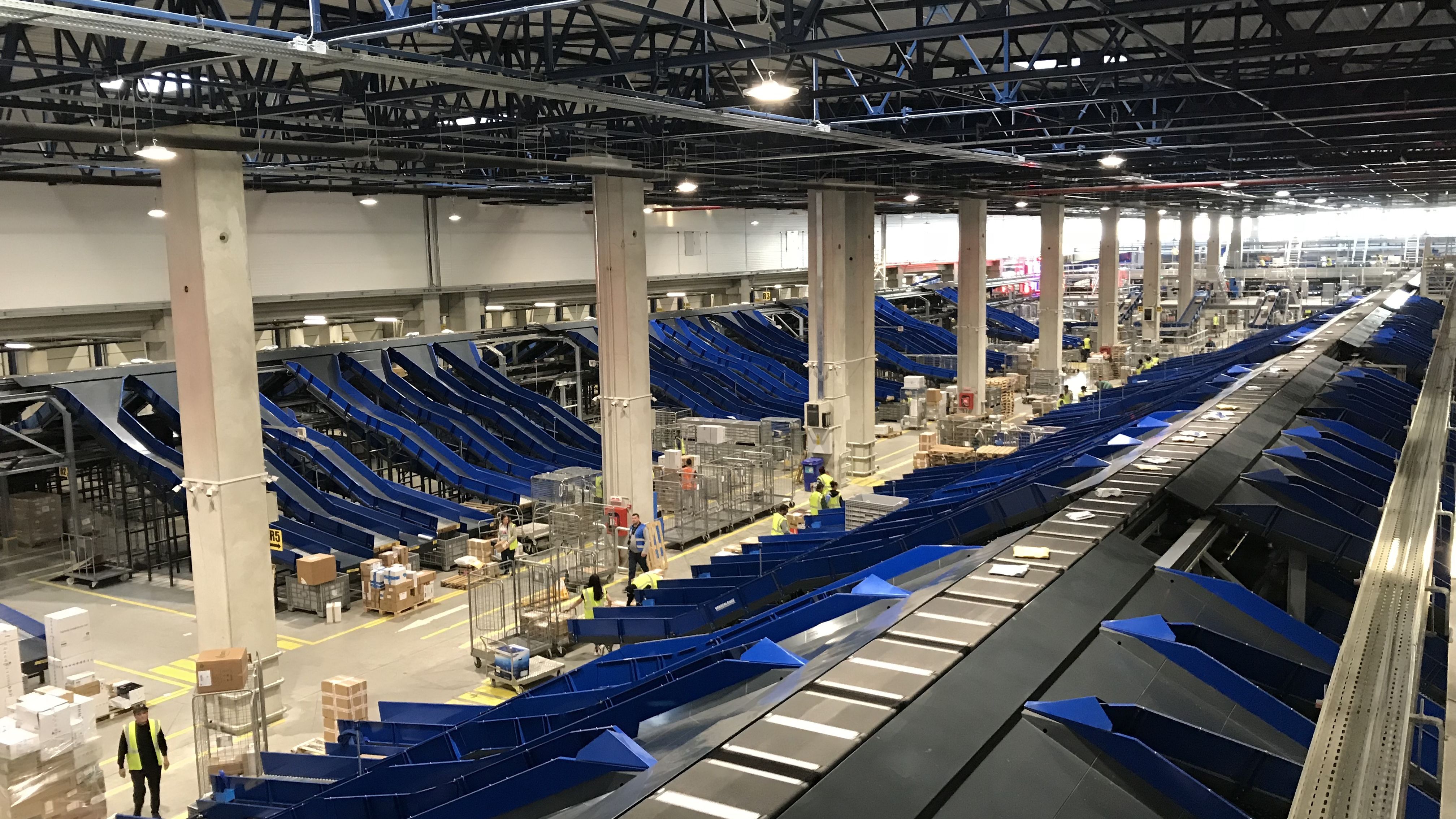 Cum arata noua investitie de 25 MIL. euro a FAN Courier. Capacitatea de sortare a crescut la 39.000 colete pe ora