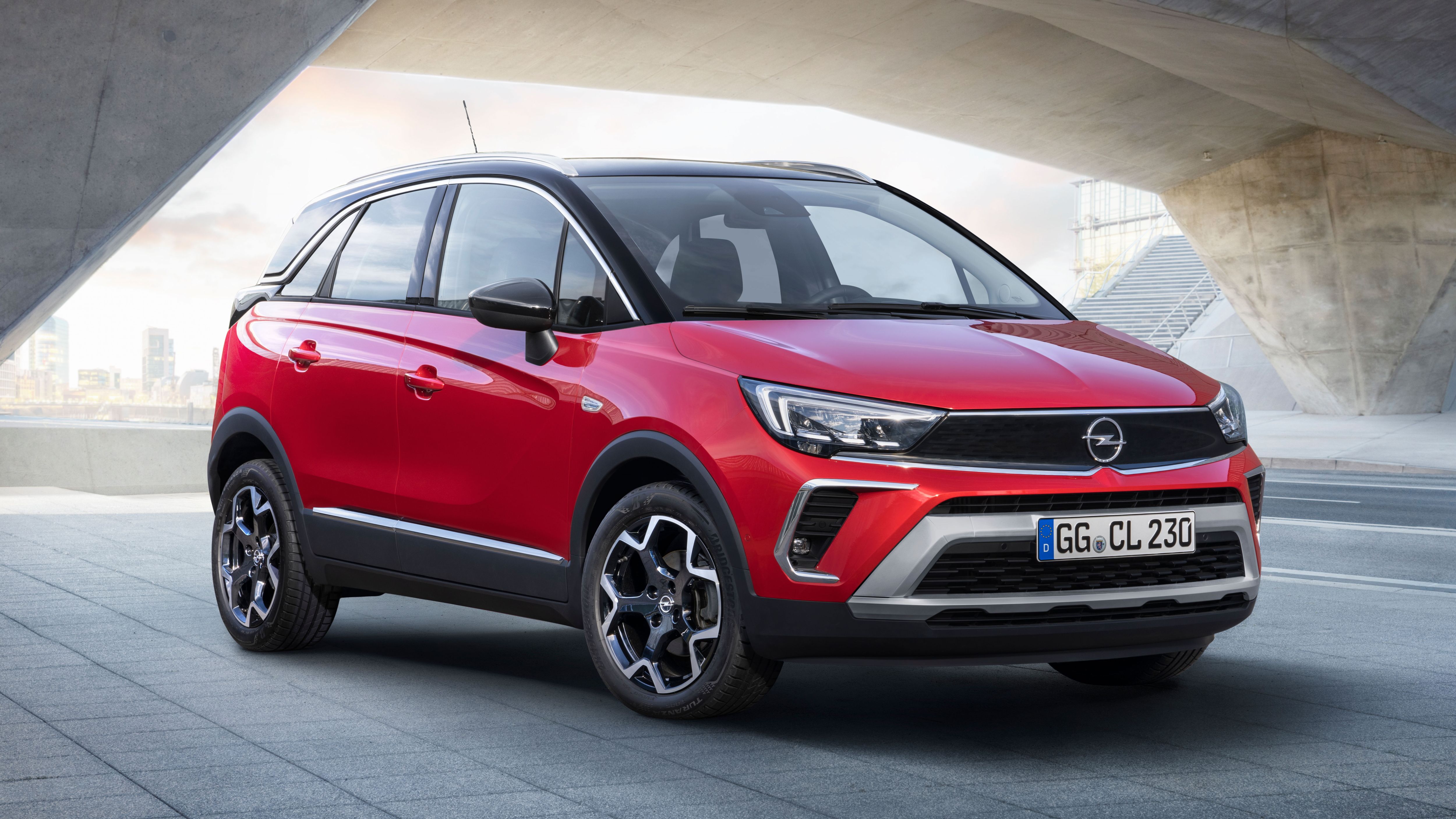 Primele imagini cu noul Opel Crossland