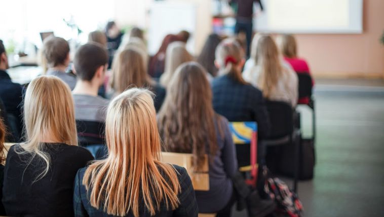 Studenții se pot înscrie la un program de studiu Kaufland. Vor putea face practică în cadrul companiei