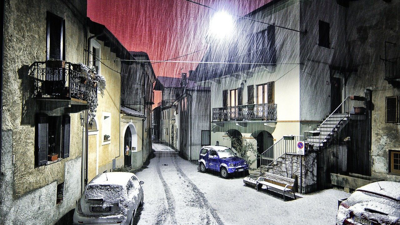 ANM spune ca primele ninsori ar putea cadea in urmatoarele 3-4 zile