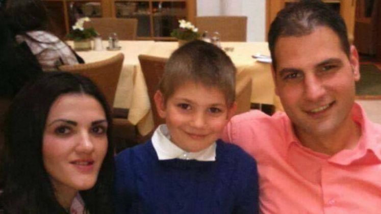 MAE: O familie de romani care se afla joi in zona Nisa nu a fost localizata; minorul s-ar putea afla intr-un spital