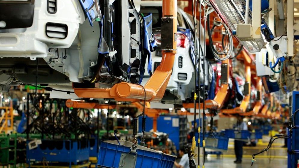 Industria auto, incotro? Salariile din acest sector sunt la jumatate fata cele din tarile care platesc bine