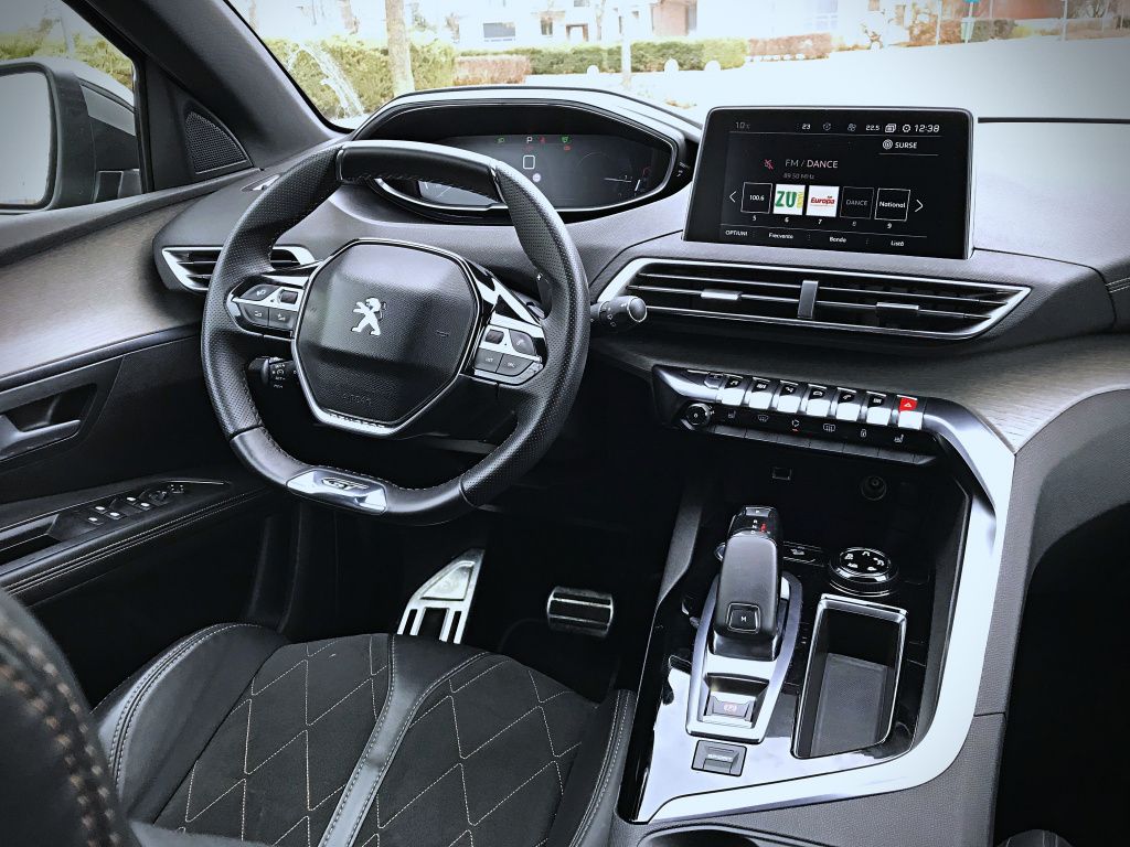 Peugeot 5008 - Imagine 18