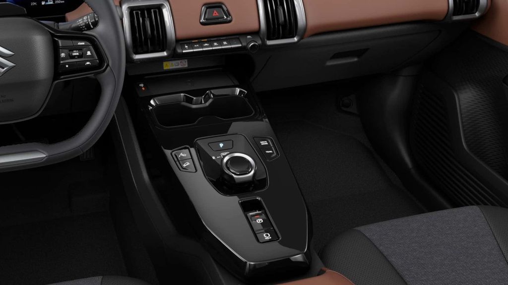 GALERIE FOTO | Suzuki lansează prima mașină electric, în parteneriat cu Toyota - Imagine 11