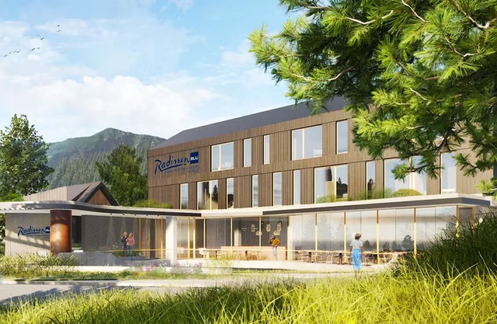 GALERIE FOTO | Radisson Blu deschide un resort de 5 stele în Brașov. Când va fi inaugurat - Imagine 4
