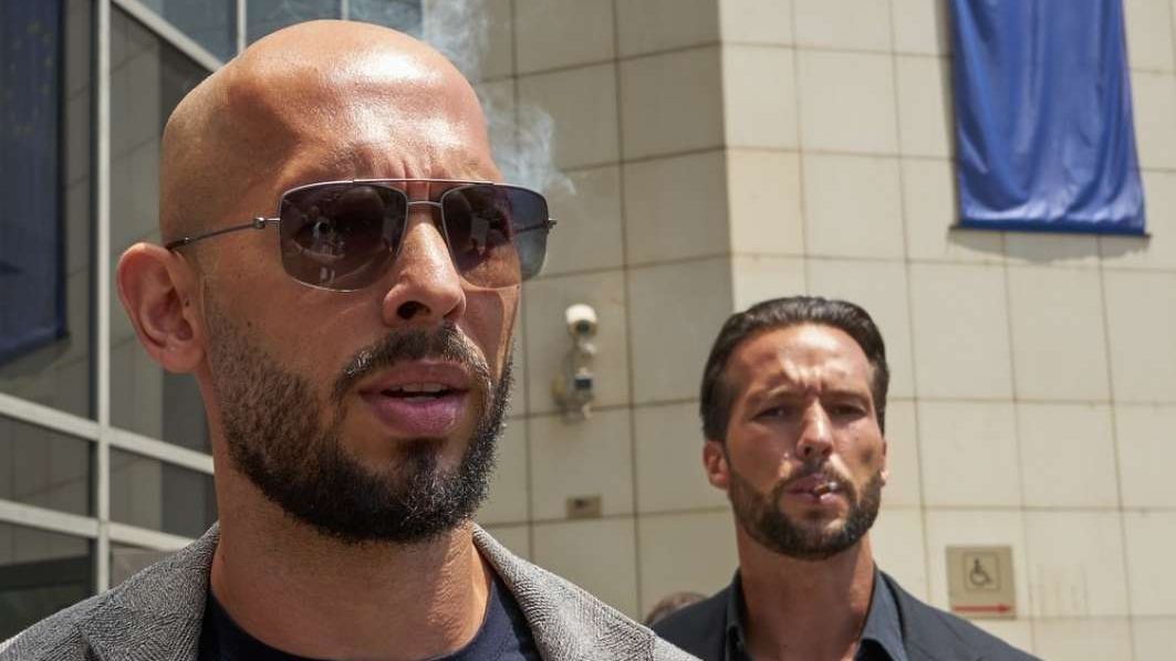 Frații Tate aduși la DIICOT pentru audieri într-un dosar nou