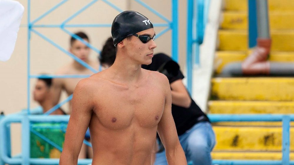 David Popovici s-a retras din cursa de 400 de metri liber de la Campionatele Europene de Natație