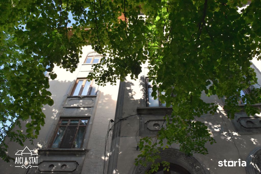 FOTO | Cum arată un apartament de lux 550.000 de euro, dintr-o vilă istorică de acum 100 de ani - Imagine 18