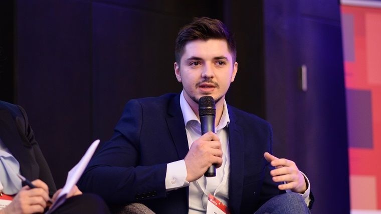 Adrian Adam, AIESEC: Tinerii cauta un scop la care sa se afilieze si lideri buni