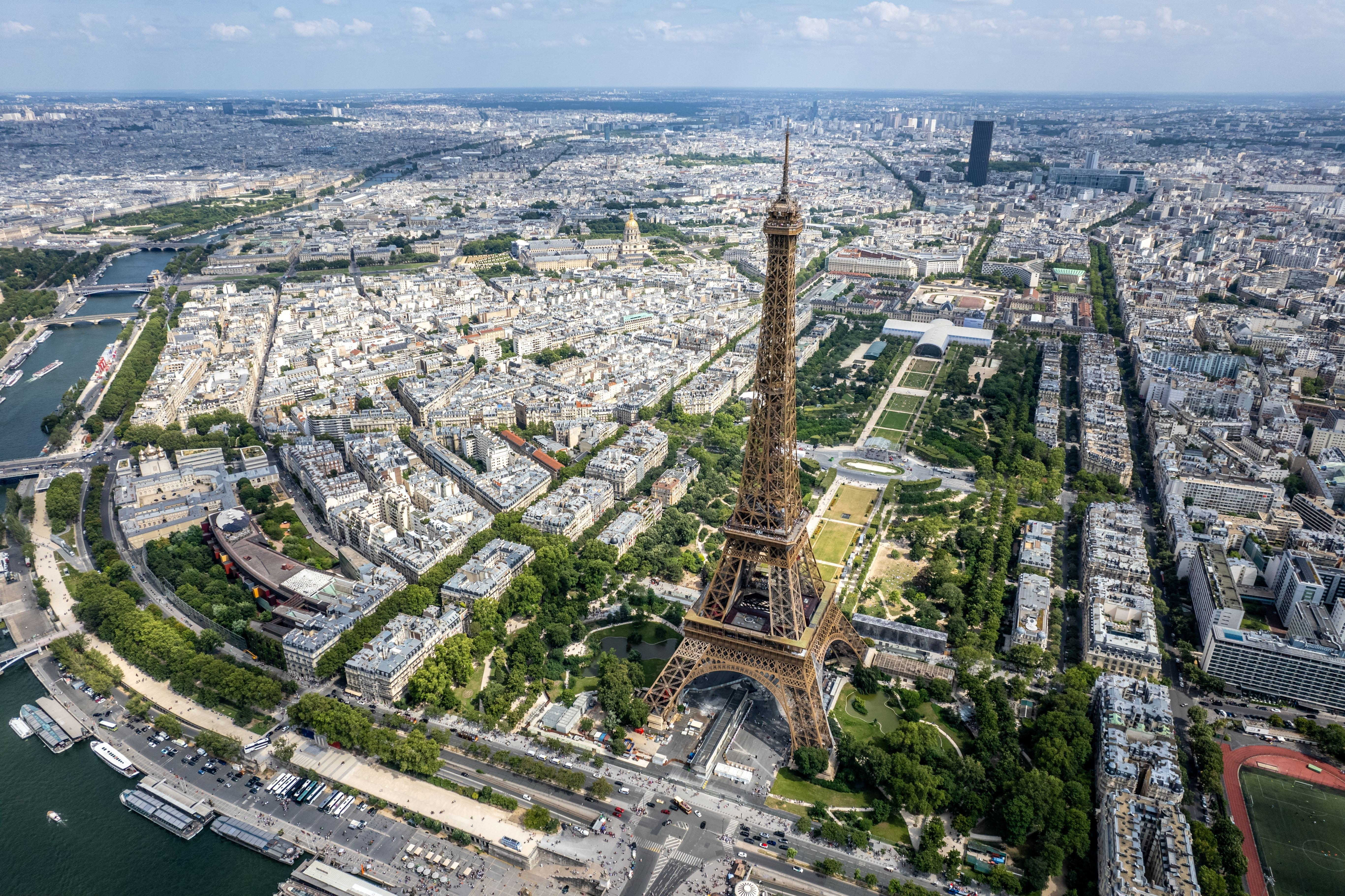 Grevă în Franța: ce trebuie să știe românii care călătoresc în țara lui Macron