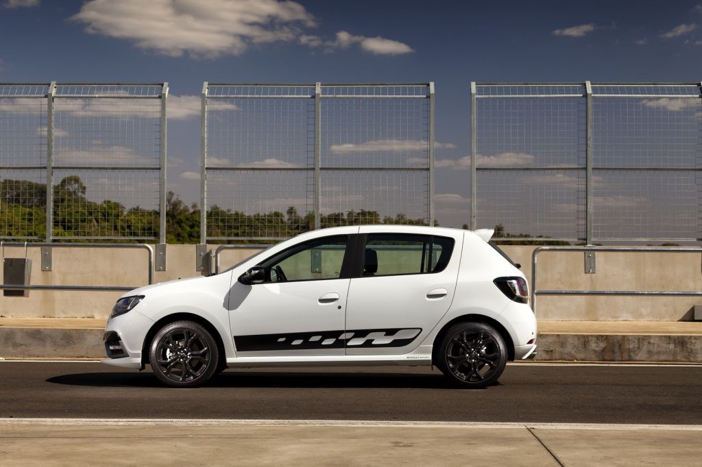 Sandero RS 2.0 - Imagine 18