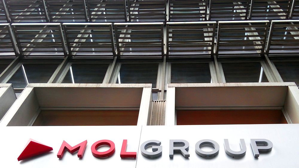 Mol deschide un combinat petrochimic de 1,3 miliarde dolari în Ungaria. Maghiarii speră la redresarea economiei mondiale