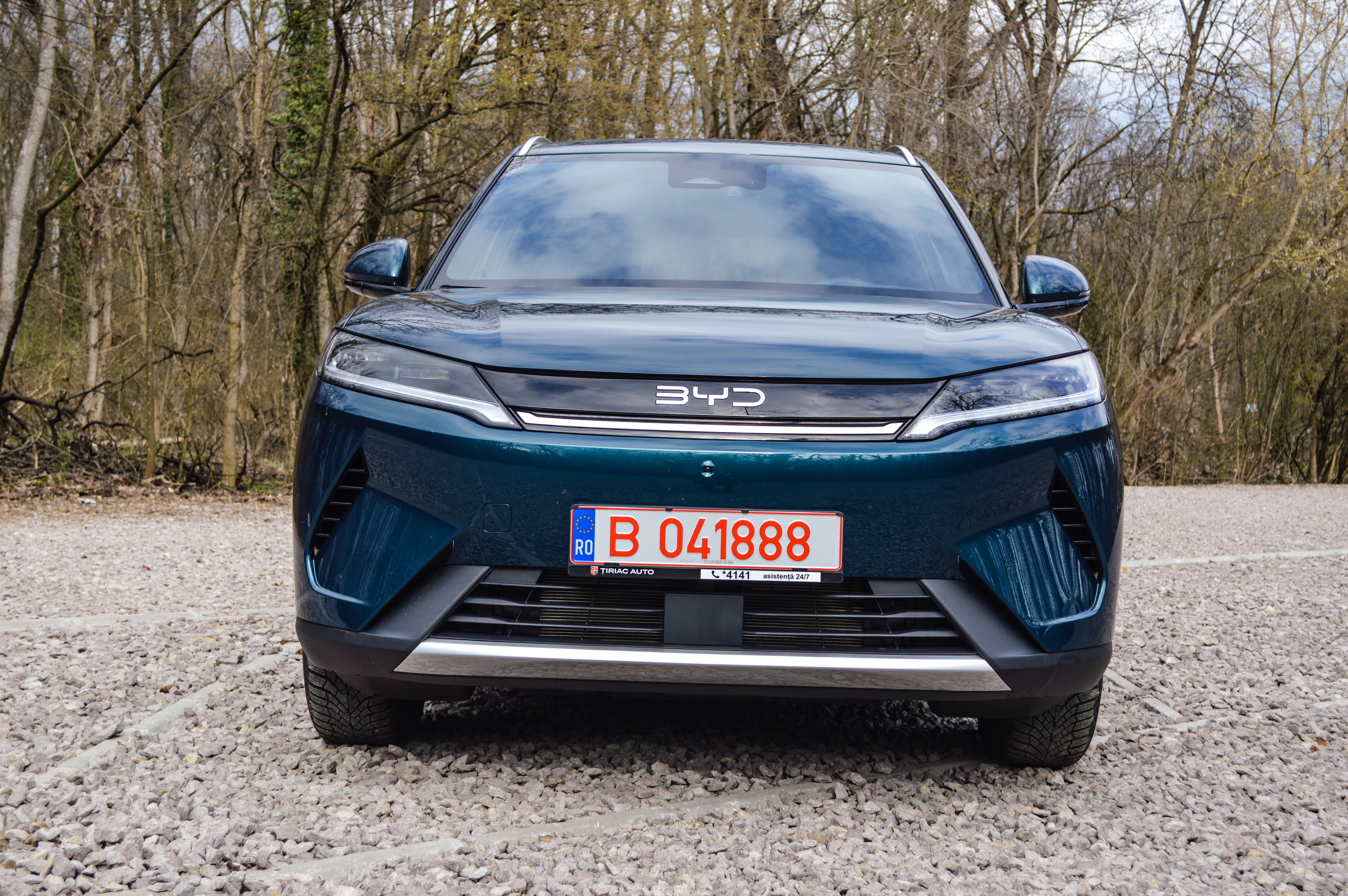 FOTO | Test Drive BYD Atto-2 DM-i: Cum au reușit chinezii să facă un SUV plug-in hibrid care costă cât o Dacia Duster - Poza 4