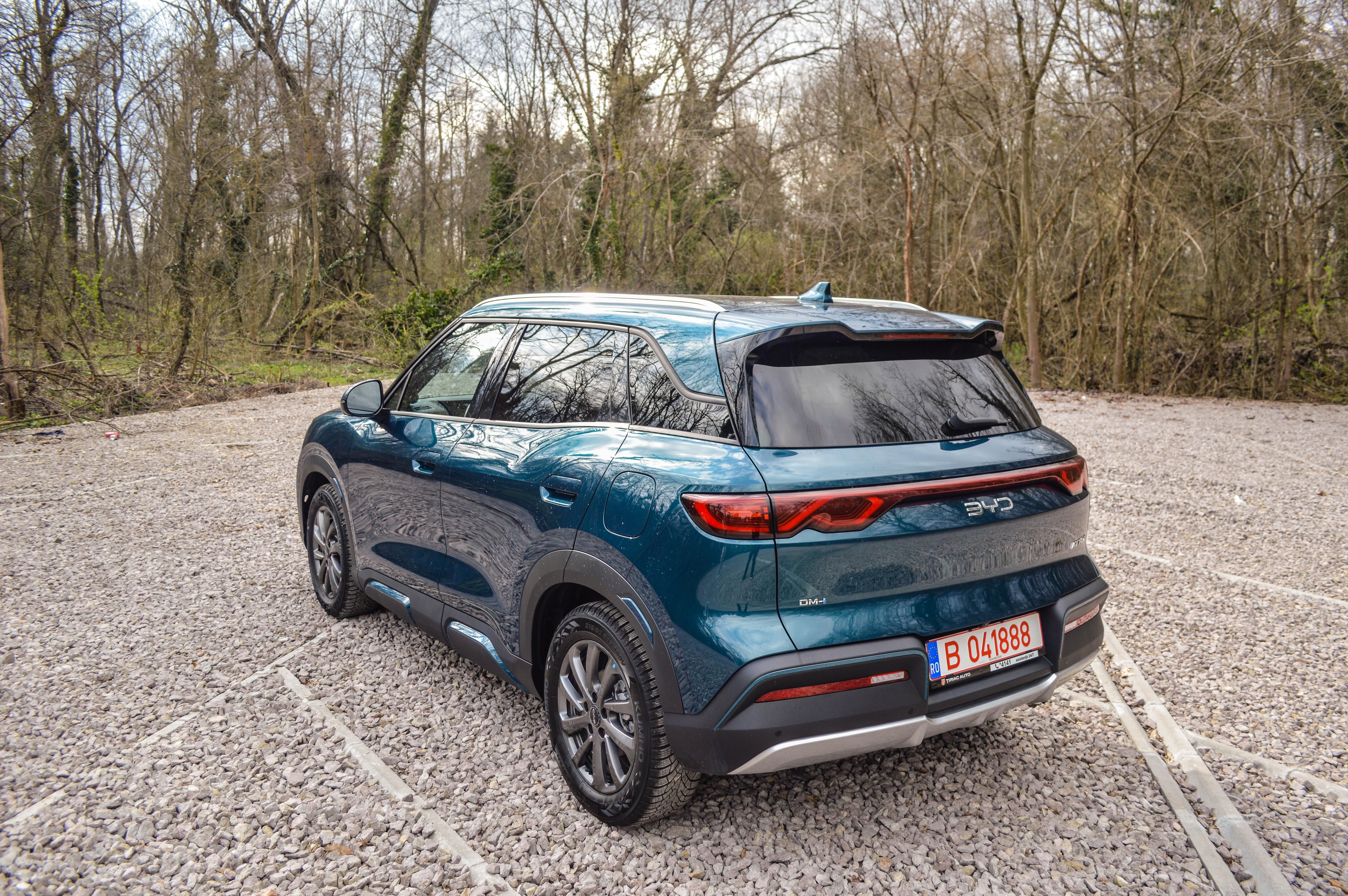 FOTO | Test Drive BYD Atto-2 DM-i: Cum au reușit chinezii să facă un SUV plug-in hibrid care costă cât o Dacia Duster - Poza 7