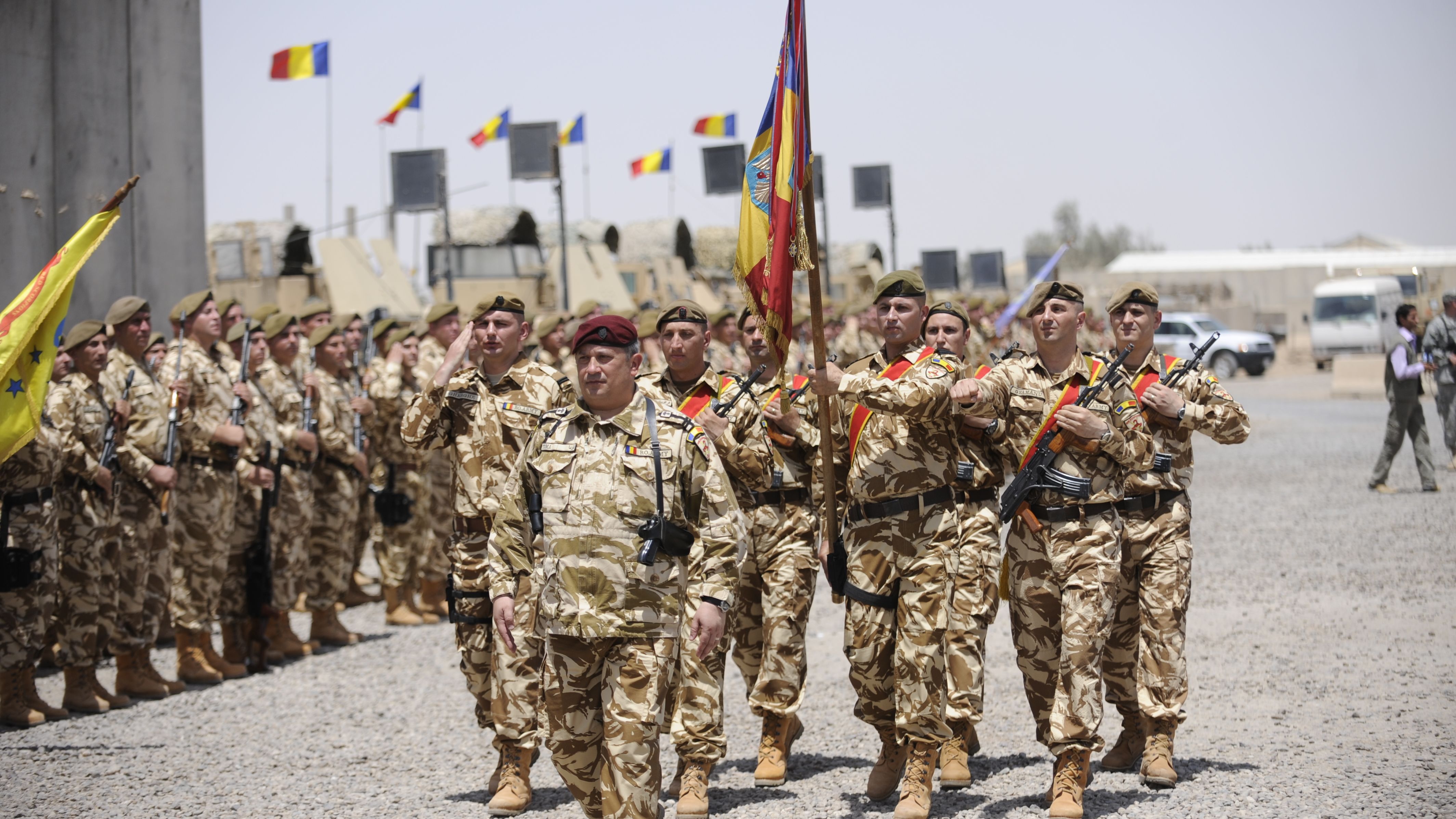 Dîncu: Nicio lege nu poate cere mobilizarea celor între 18 și 60 de ani. Nu poate să meargă pe front cineva care n-a făcut armata