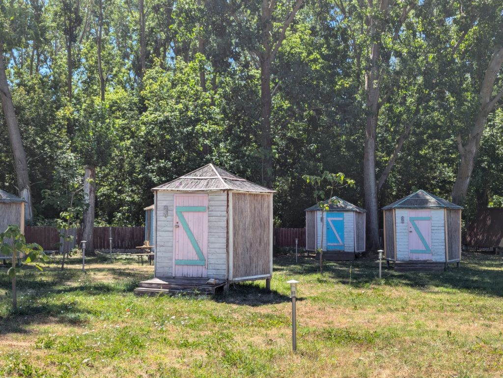 Samskara Beach: Cum arată plaja cu prețuri decente din apropierea Bucureștiului - Imagine 14