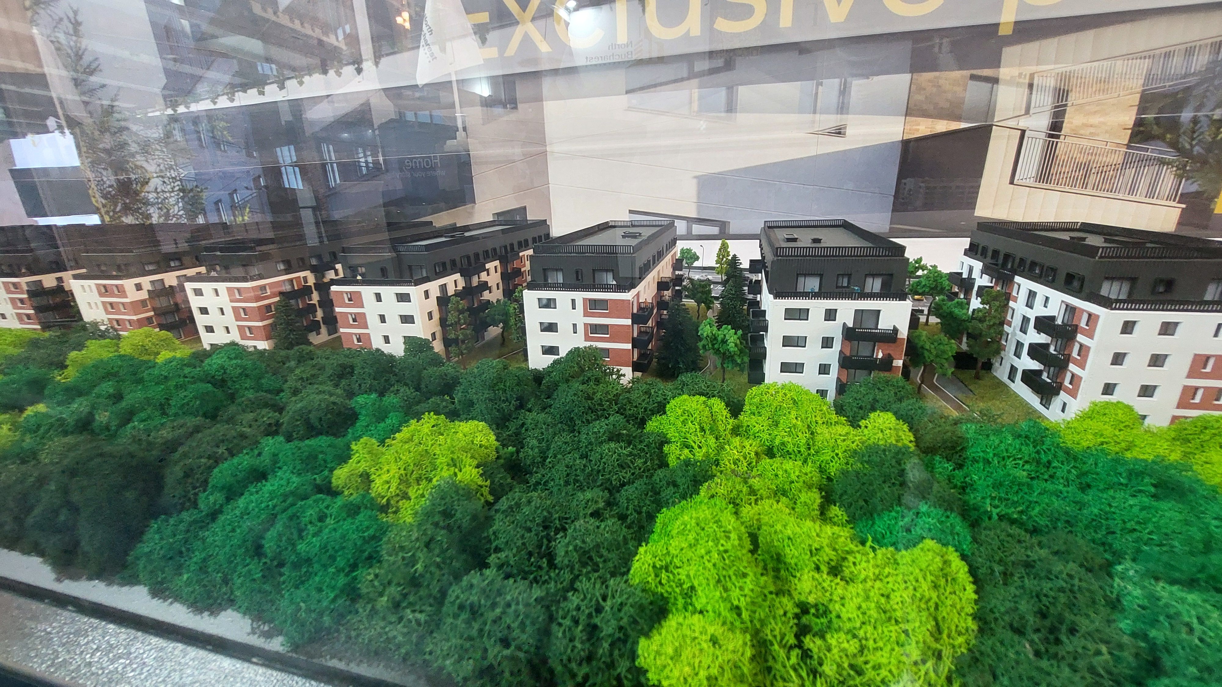 GALERIE FOTO | Ce găsești în acest weekend la Salonul Imobiliar București 2025 - Poza 65