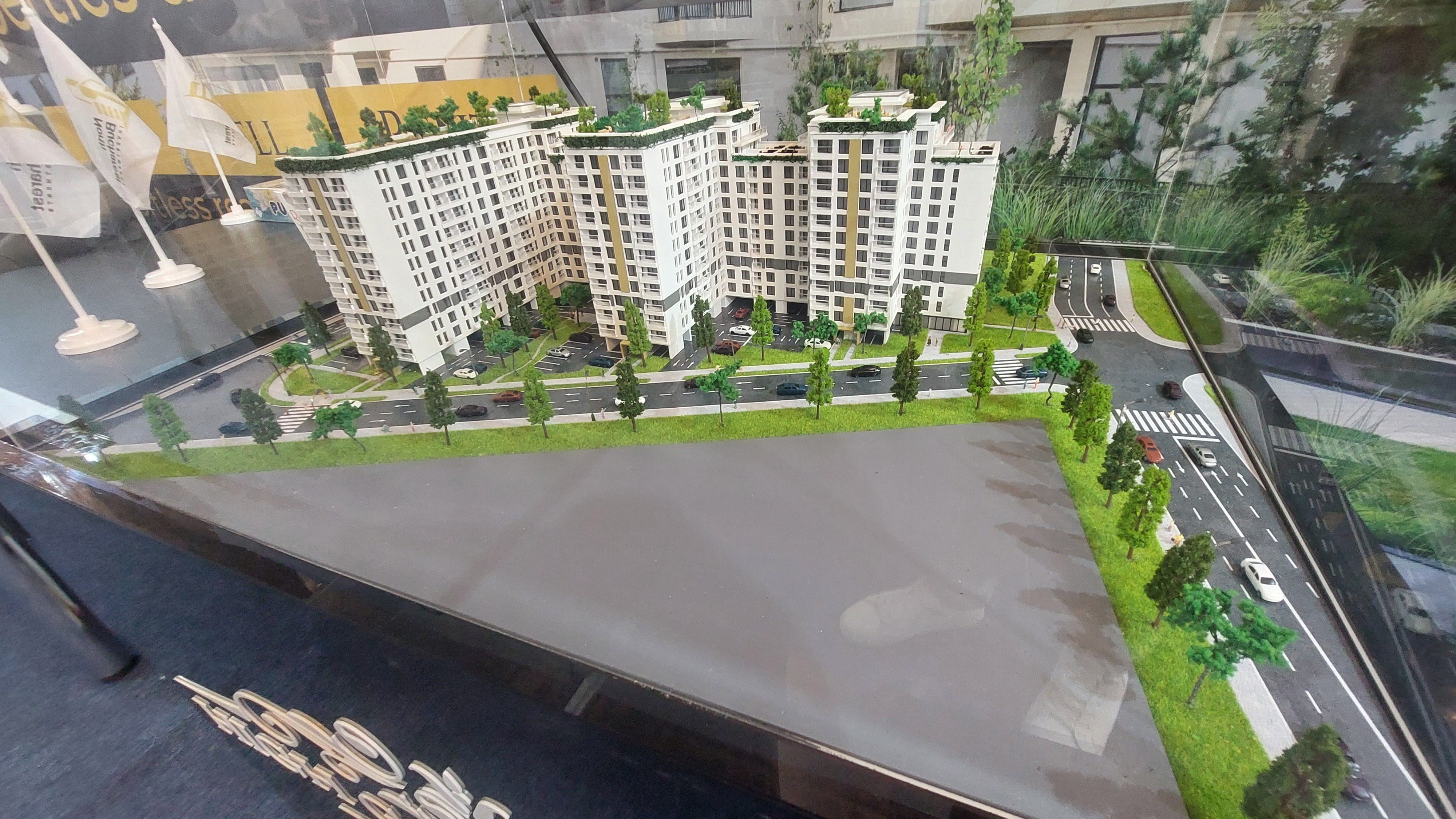 GALERIE FOTO | Ce găsești în acest weekend la Salonul Imobiliar București 2025 - Poza 63