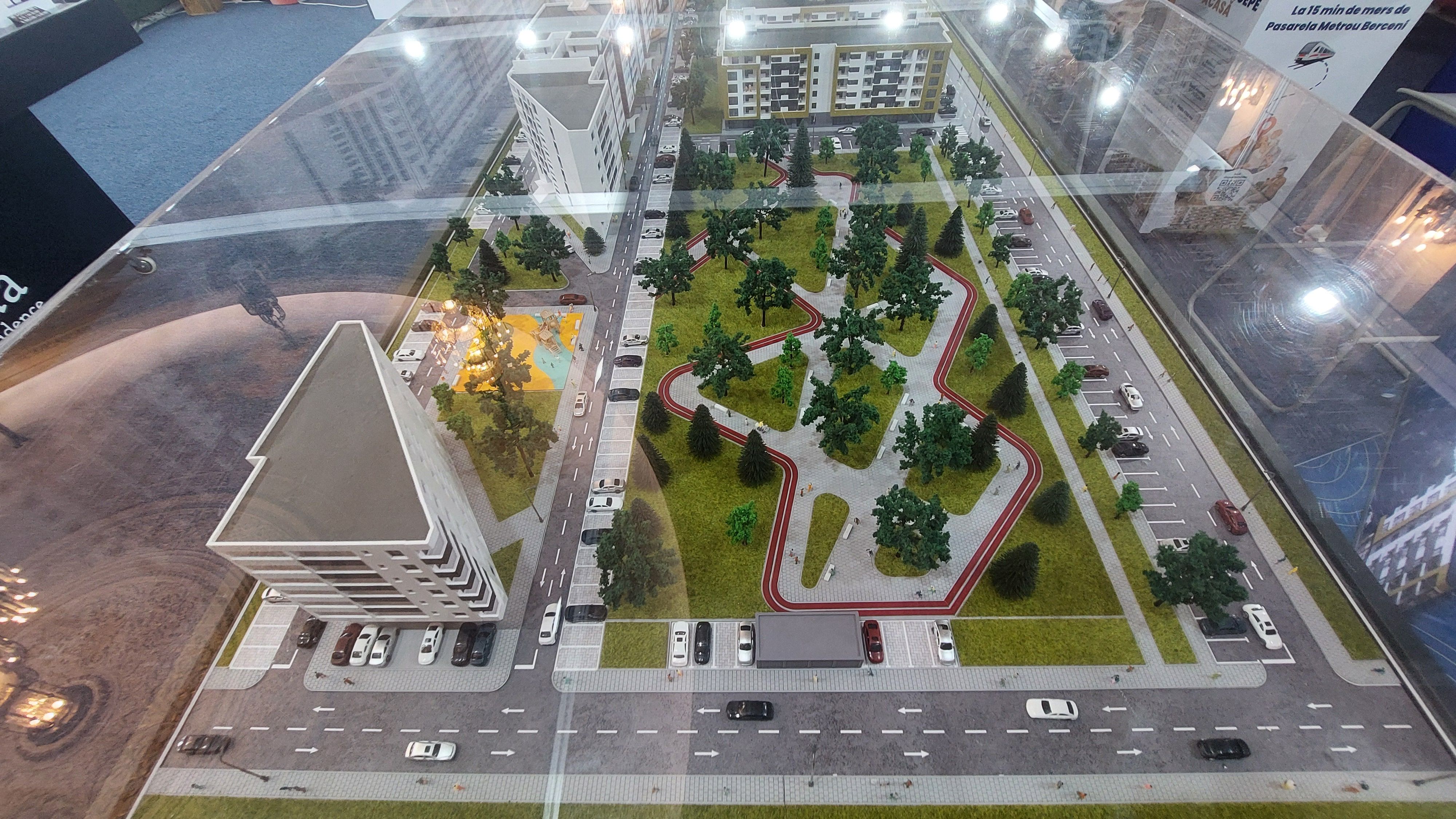 GALERIE FOTO | Ce găsești în acest weekend la Salonul Imobiliar București 2025 - Poza 51