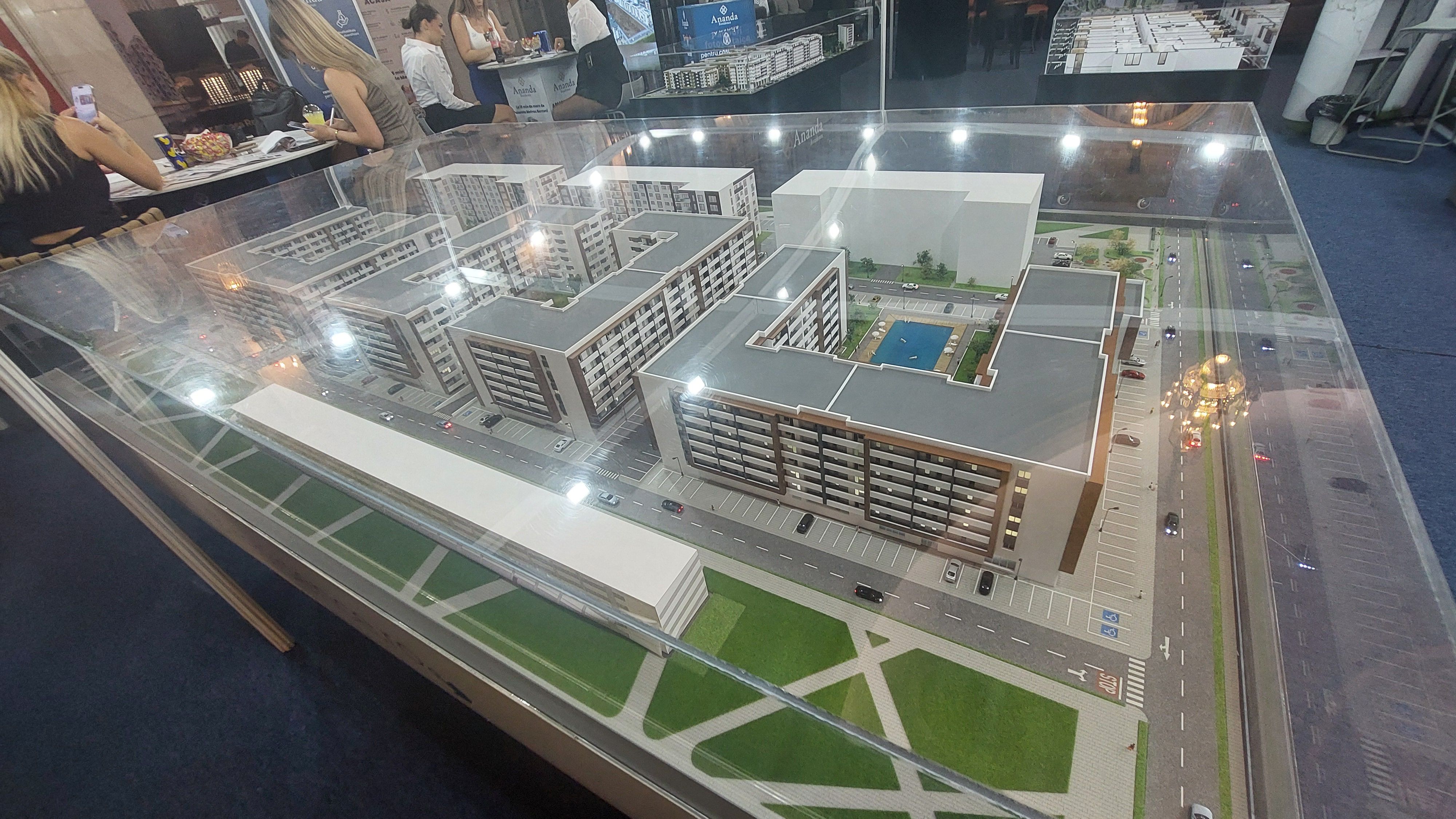 GALERIE FOTO | Ce găsești în acest weekend la Salonul Imobiliar București 2025 - Poza 43