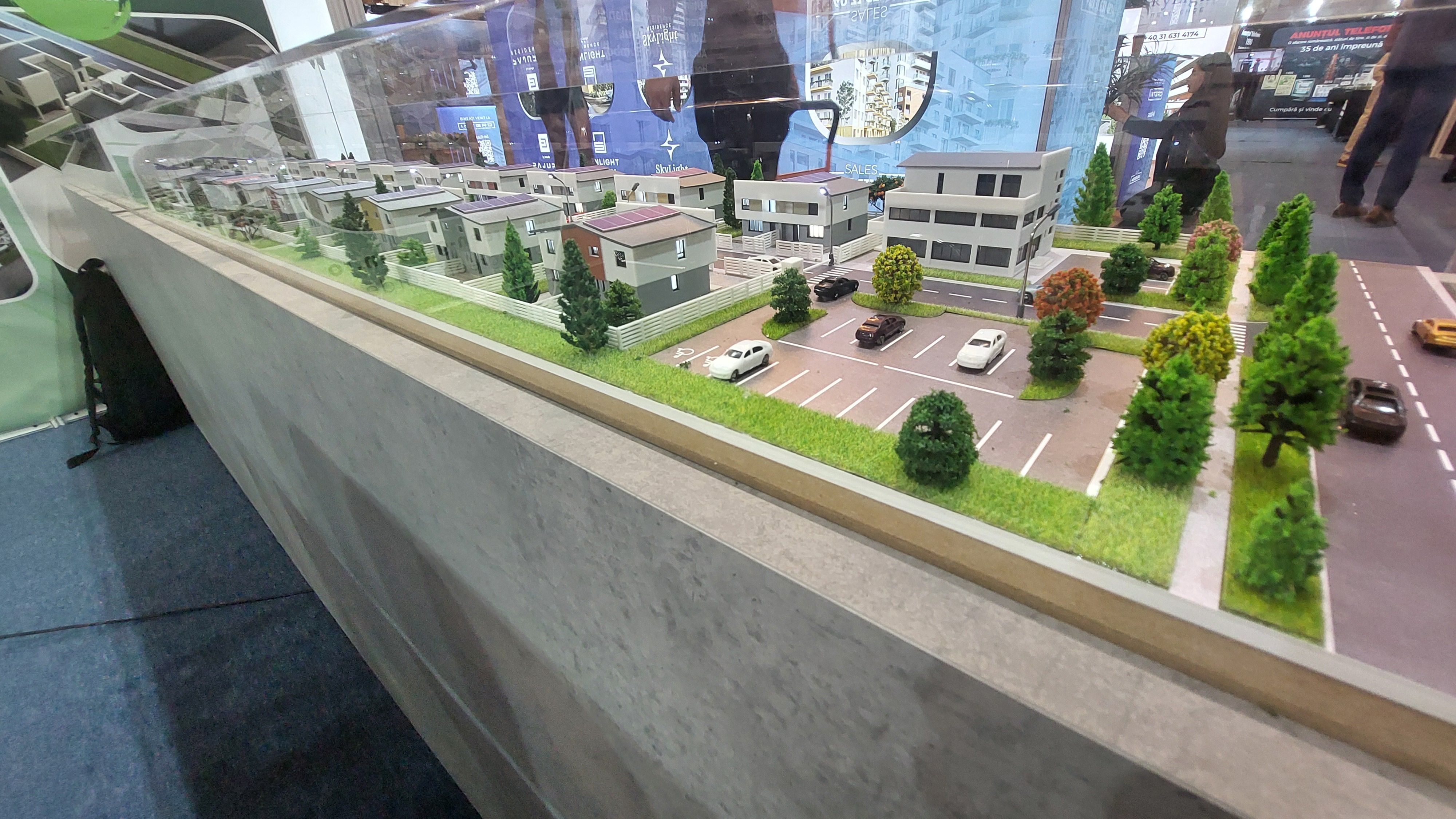 GALERIE FOTO | Ce găsești în acest weekend la Salonul Imobiliar București 2025 - Poza 3