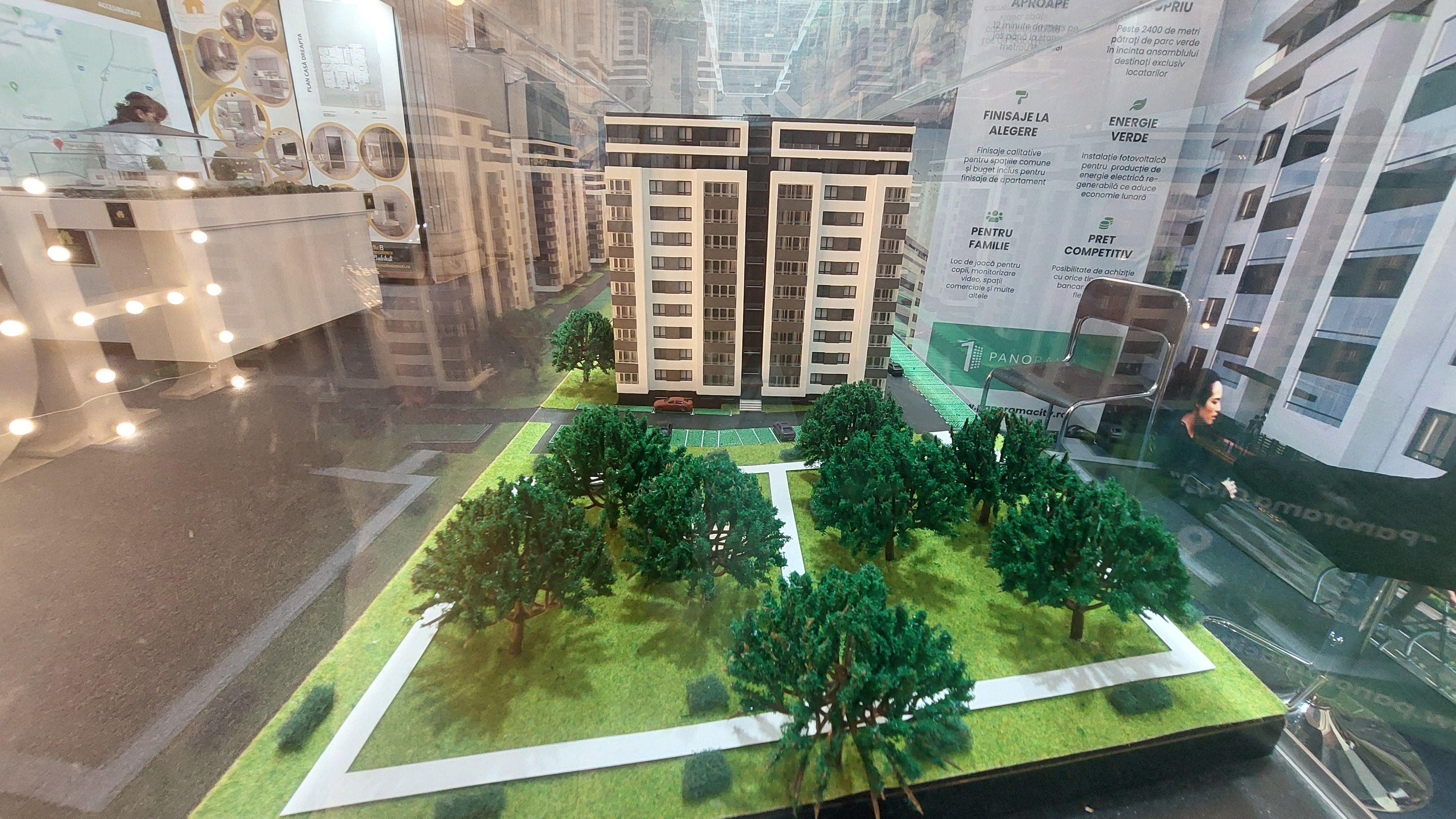 GALERIE FOTO | Ce găsești în acest weekend la Salonul Imobiliar București 2025 - Poza 27