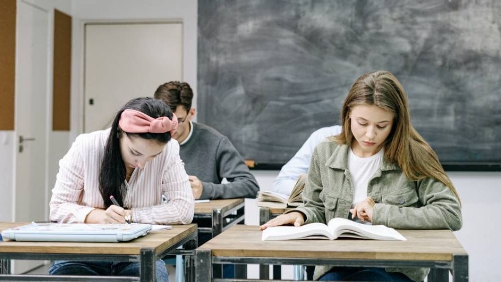 Statistică: Statele din UE au alocat, în medie, 4,6% din PIB pentru educație. Cum se compară România