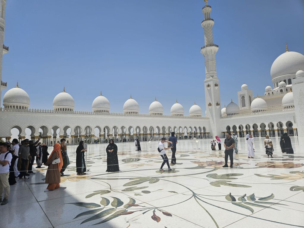 Abu Dhabi - Imagine 62