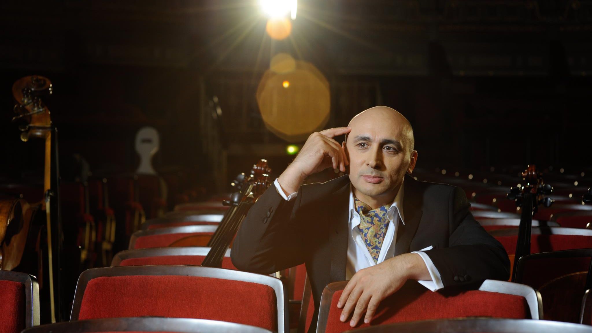 Cântărețul Marcel Pavel a fost diagnosticat cu coronavirus și este internat la Institutul Matei Balș