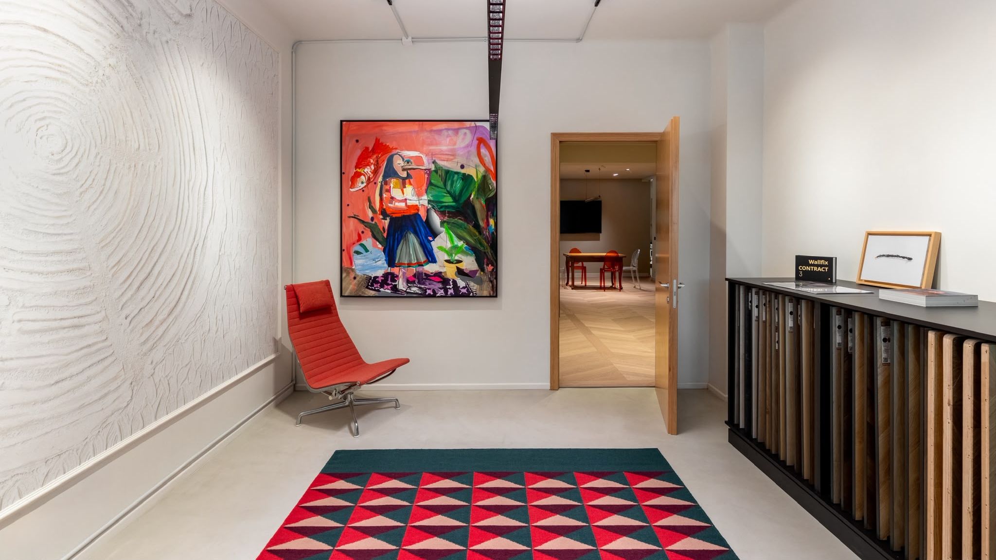 Un business de familie din Polonia investește 100.000 de euro într-un showroom de design interior la București