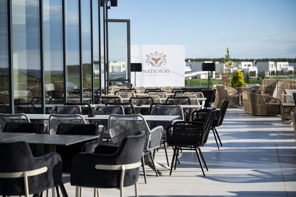 FOTO | Cel mai mare club de golf din Europa de Sud-Est se deschide în România. Vine și cu vile ș - Imagine 3