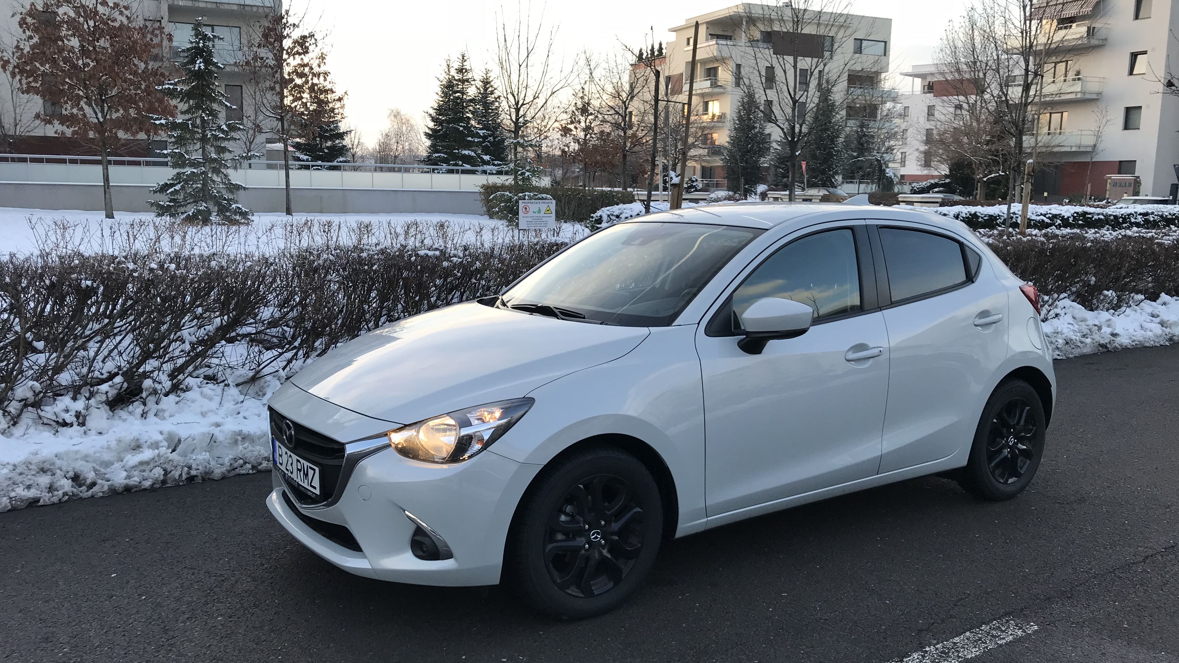 Test drive cu Mazda2, o masina de oras care ar putea inlocui o compacta
