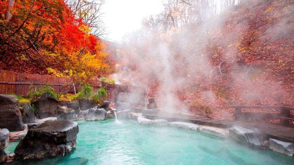 Izvoarele termale japoneze, ultimul trend in materie de relaxare