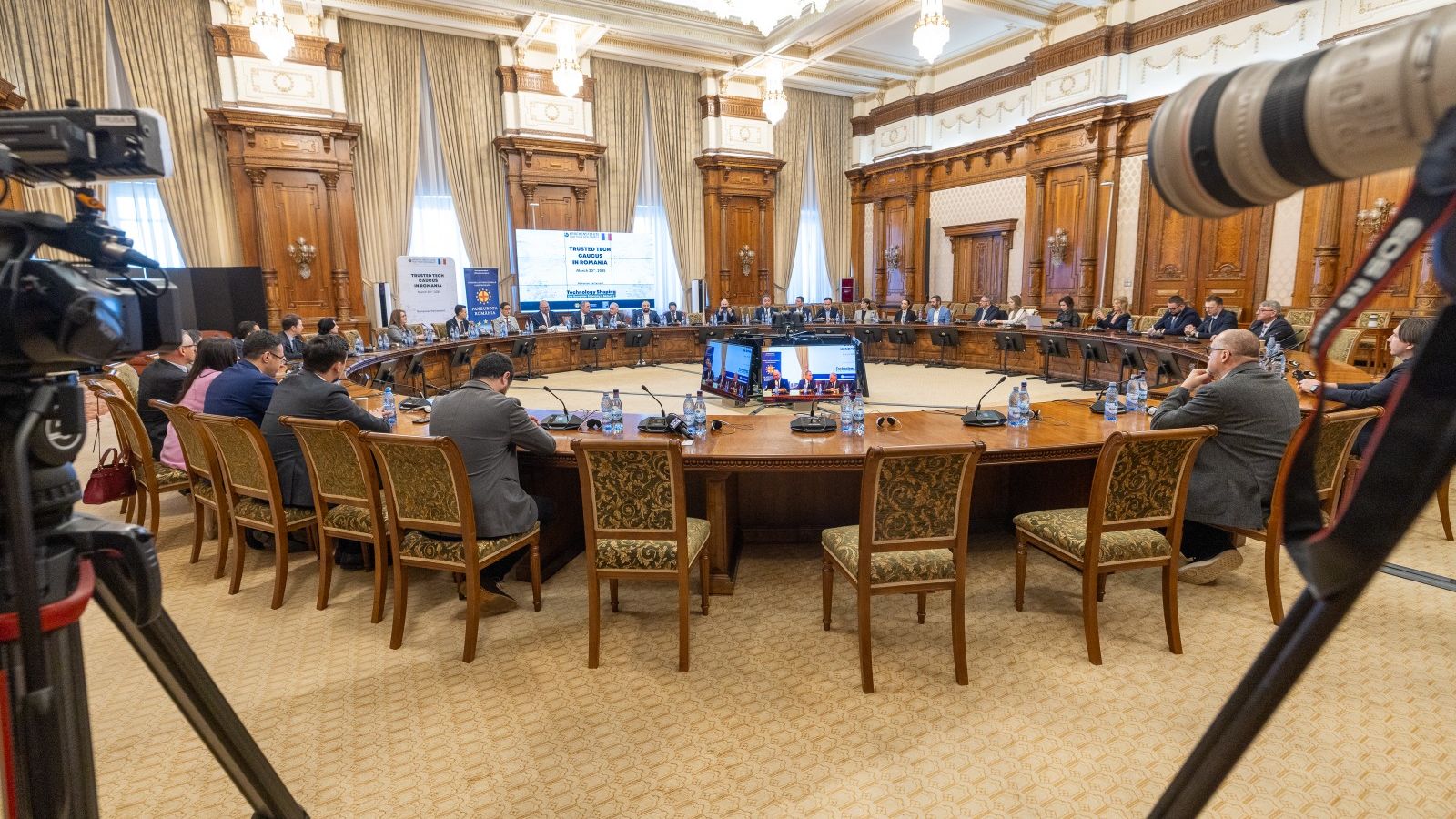 Caucus-ul pentru Tehnologii de Încredere: Lansat de parlamentari români în parteneriat cu Institutul Krach pentru Diplomație Tehnologică, inspirat de modelul american