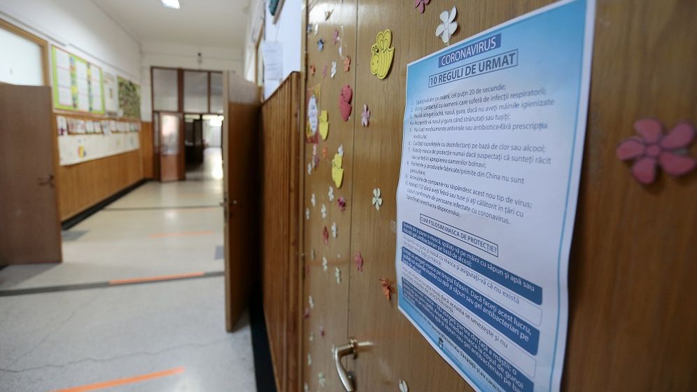 Consiliul Național al Elevilor: „Avem încă multe școli în România care nu sunt dotate cu săpun și hârtie igienică”