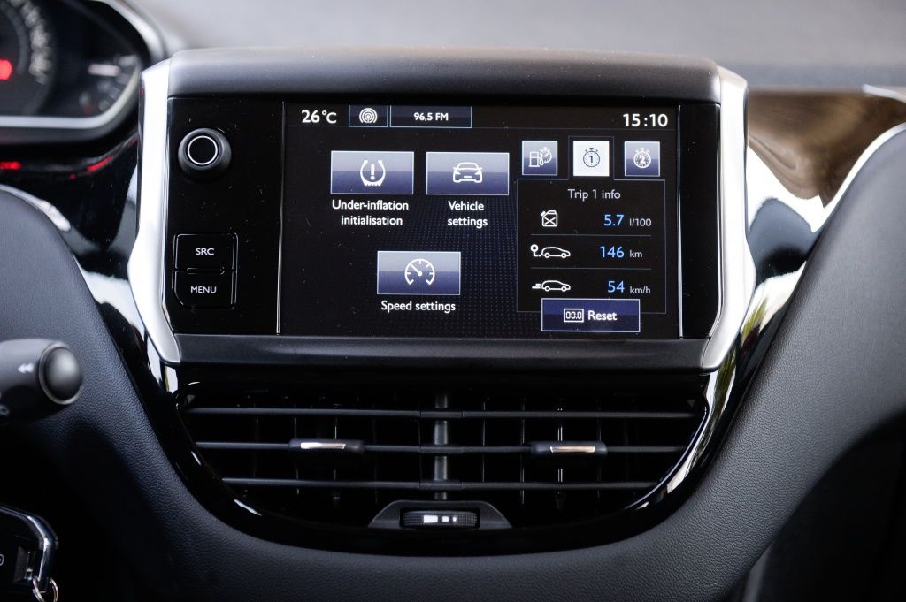 Peugeot 208 facelift - Imagine 15