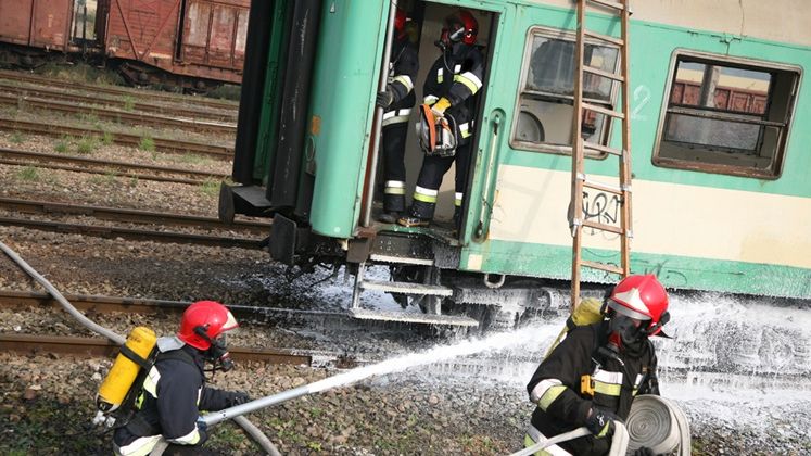 Teroare in Bulgaria: cel putin patru morti si 25 de raniti dupa ce un tren cu propan a deraiat in nord-estul tarii