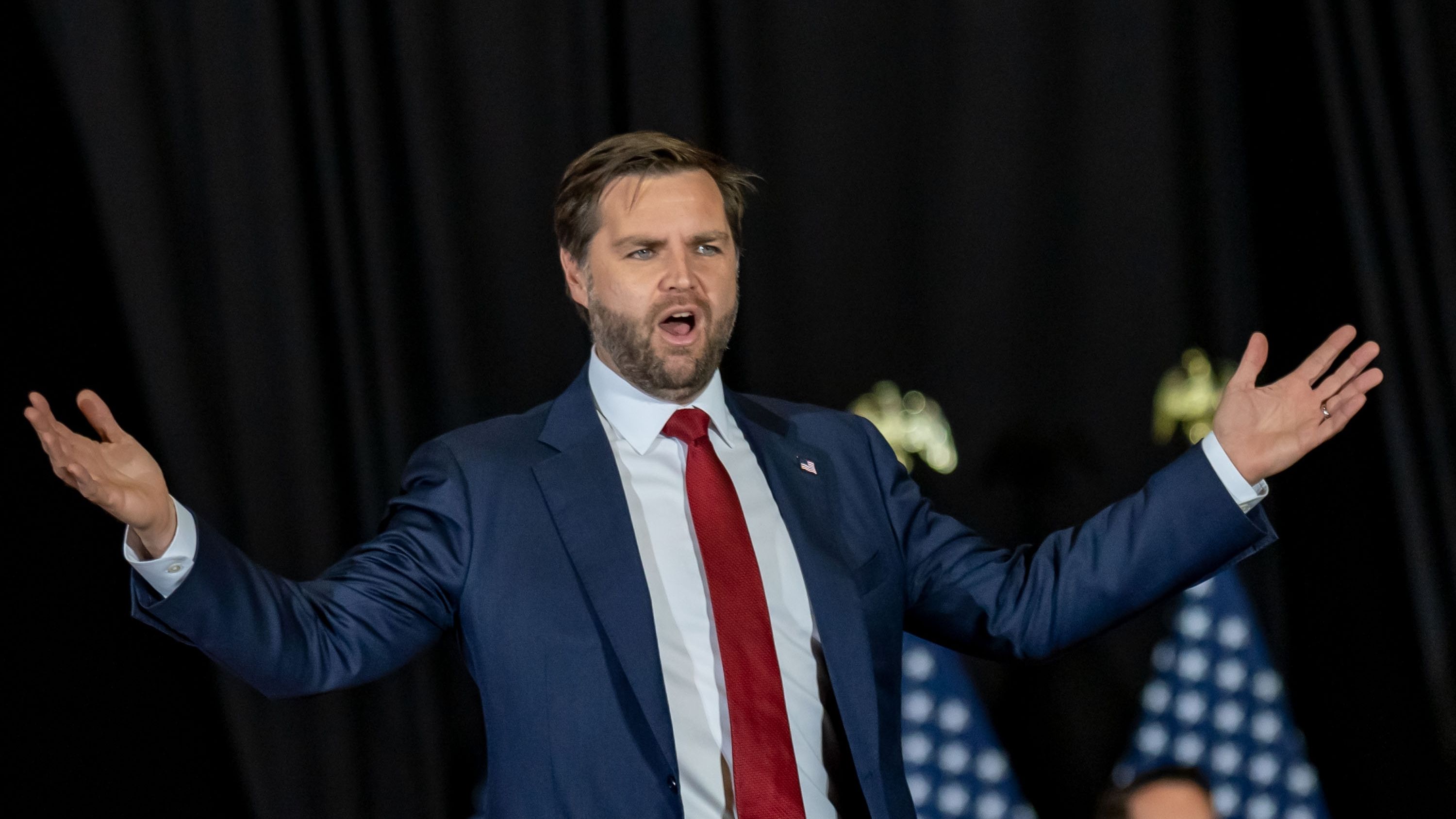 J.D. Vance, "nașul" iranienilor? Vicepreședintele SUA va fi trimis să negocieze un acord cu Iranul