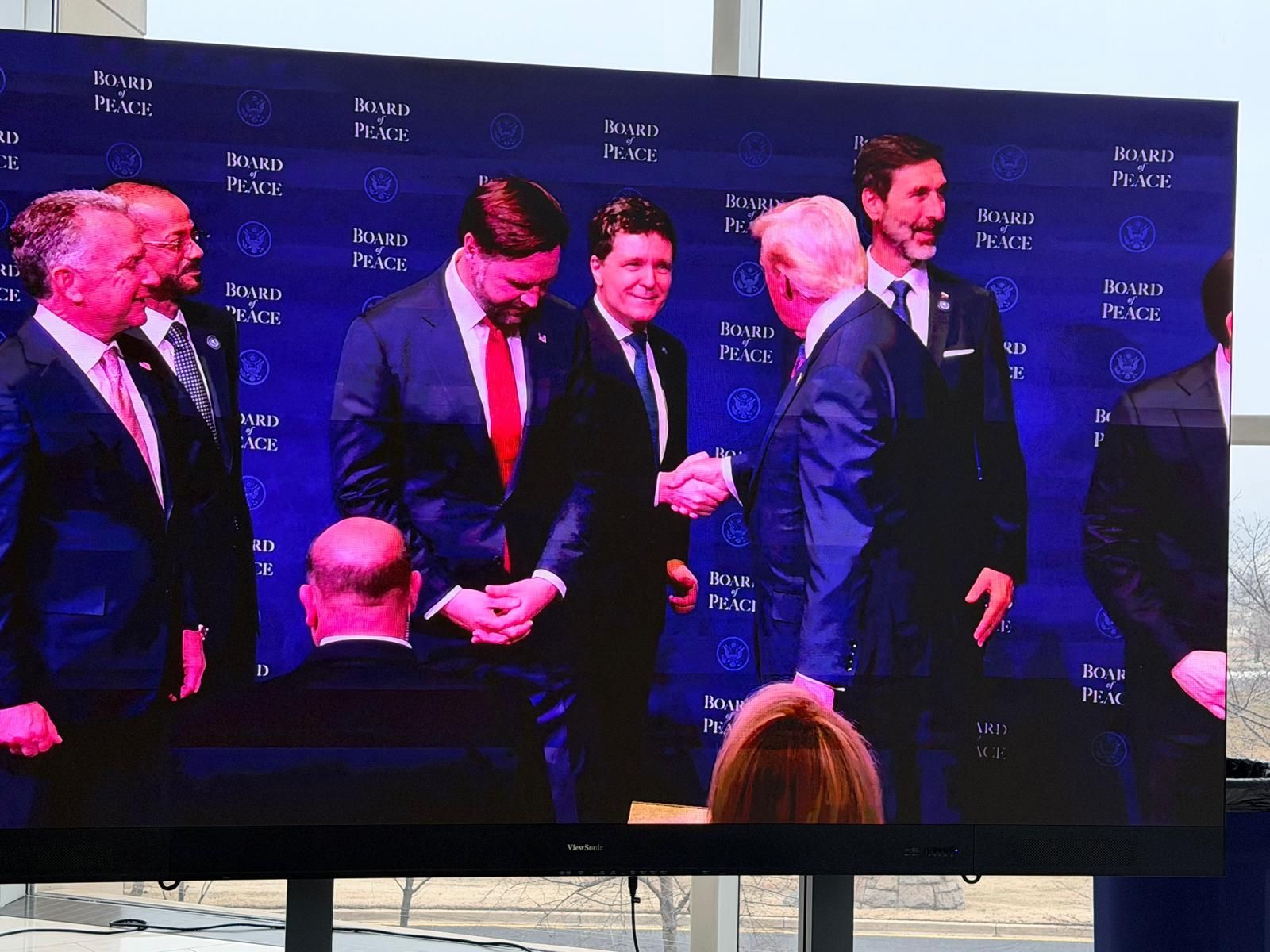 UPDATE.&nbsp;Consiliul pentru Pace al lui Donald Trump a început la Washington. Nicușor Dan, prezent ca președinte-observator - Poza 4