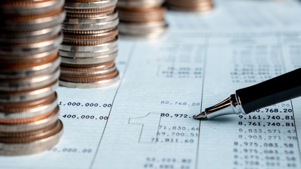 Dobânzile, mai avantajoase pentru românii interesați de titlurile de stat „Tezaur”. La cât cresc Finanțele cota
