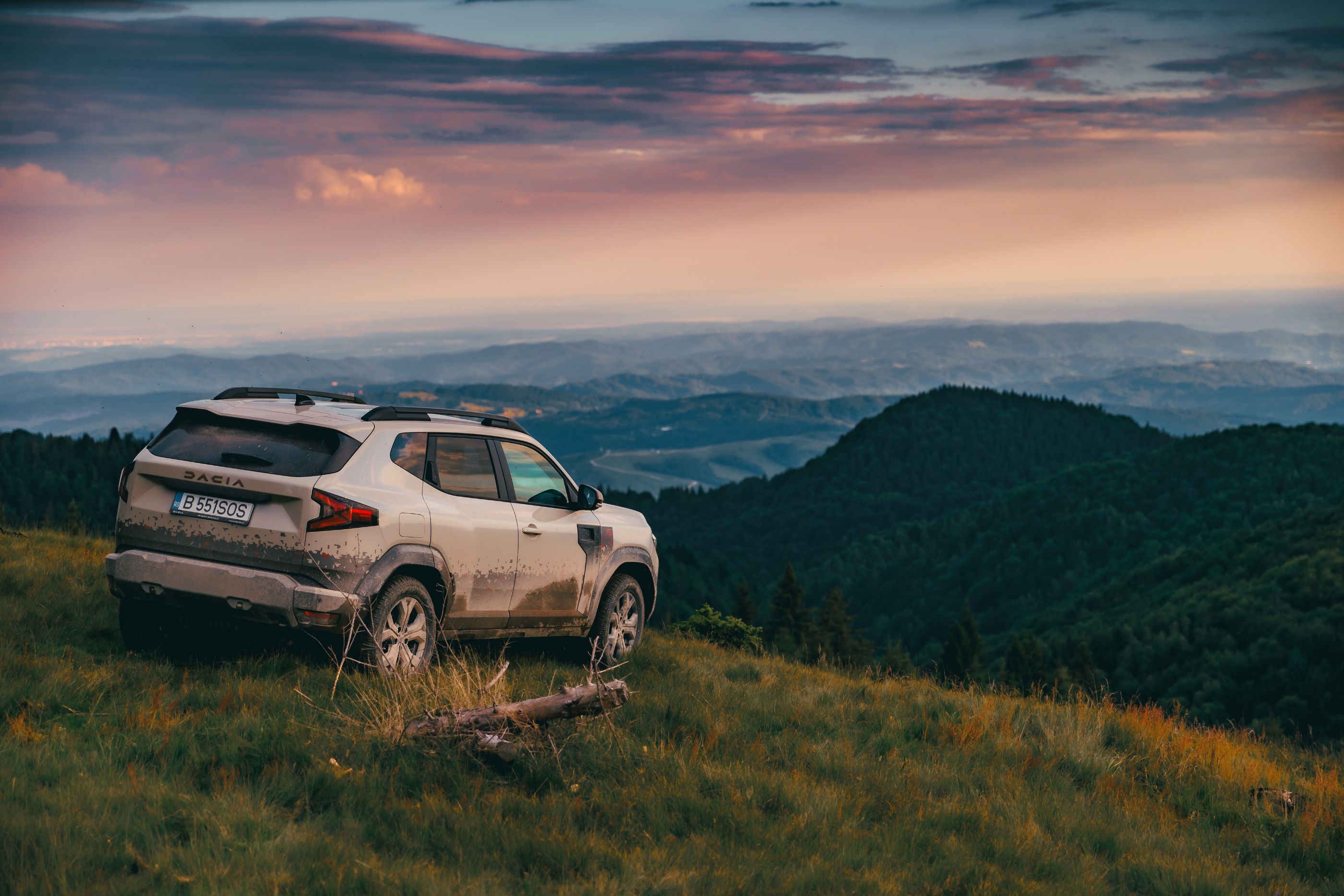 FOTO | Dacia Duster Spirit of Sand în mâinile unui campion mondial. Cum merge SUV-ul românesc pe teren accidentat - Poza 6
