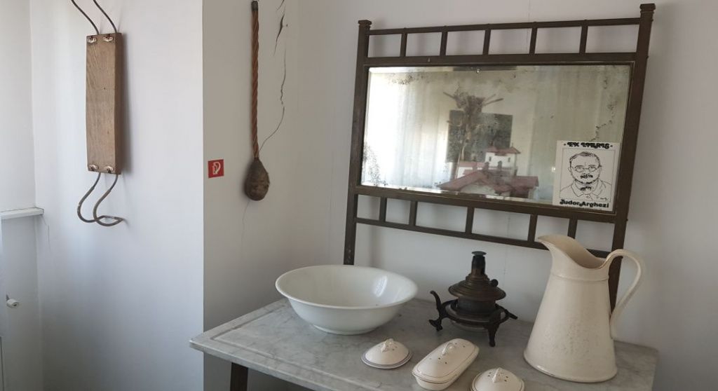 Casa Memoriala Turdor Arghezi - Imagine 19