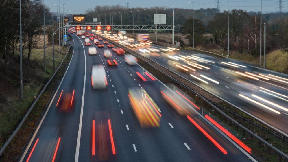 O aplicație permite șoferilor să achiziționeze online asigurarea RCA, dar și CASCO