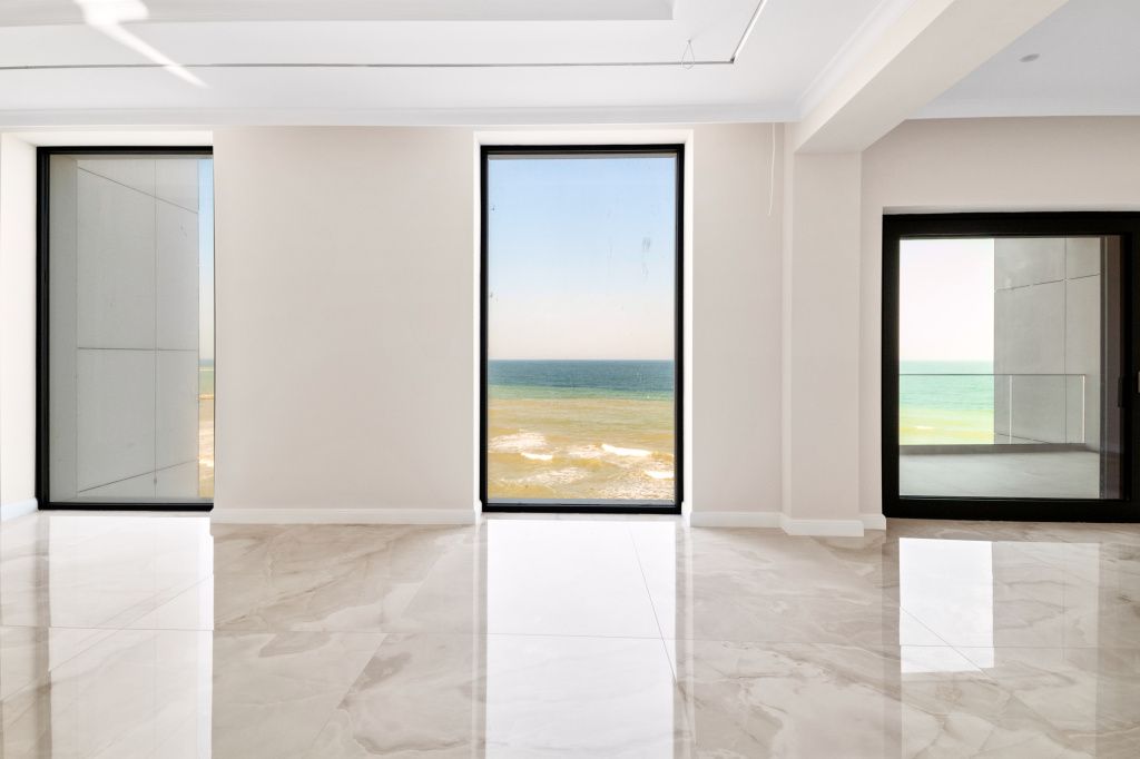 Cum arăta un penthouse de peste 1 milion de euro amplasat pe malul mării la Olimp - Imagine 8