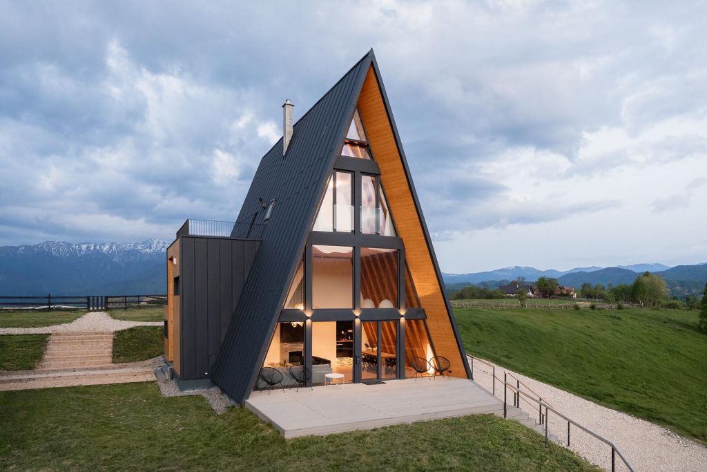 GALERIE FOTO: 5 cabane A-Frame din România unde te poți caza. Sunt la mare căutare printre cei ca - Imagine 20